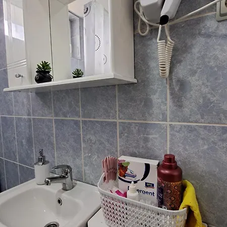 Ferienwohnung Stan Na Dan Sisters Belgrad Exterior foto