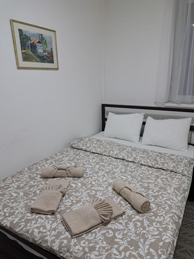 Stan Na Dan Sisters Apartment